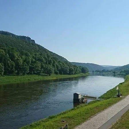 Am Treidlerweg - Betonroehre 1 Prossen