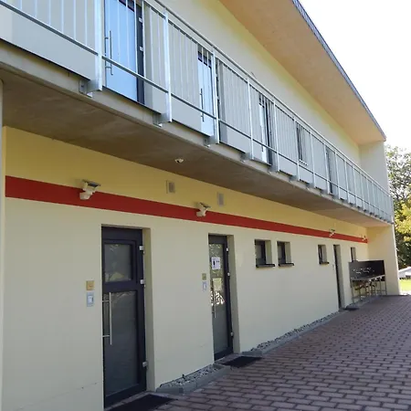 Am Treidlerweg - Betonroehre 1 * Prossen